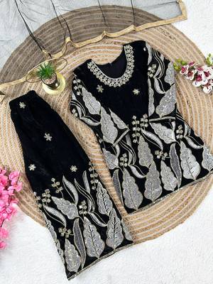Kids black fendy silk embroidery sequence work kurta palazzo set 3