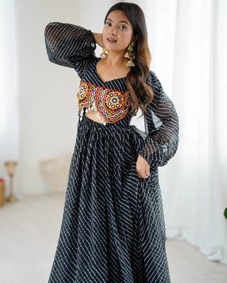 Black georgette digital print maxi 2