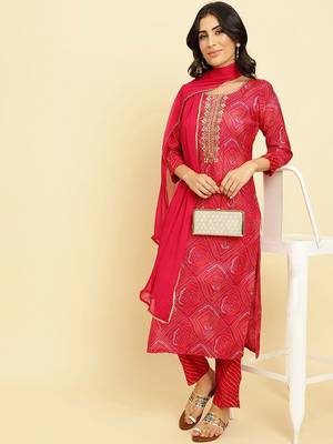 Bandhani Printed Regular Chanderi Silk Kurta with Trousers & Dupatta 6