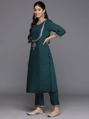 Ethnic Motifs Embroidered Regular Kurta With Trousers & Dupatta 5