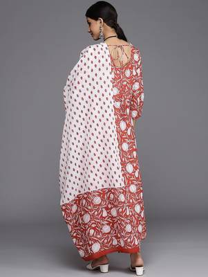 Women Red Ethnic Motifs Printed Pure Cotton Kurta with Trousers & Dupatta 6