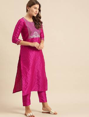 Embroidered Yoke Design Jacquard Kurta with Trousers & Dupatta 5
