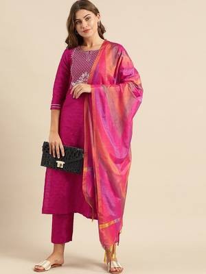Embroidered Yoke Design Jacquard Kurta with Trousers & Dupatta 7