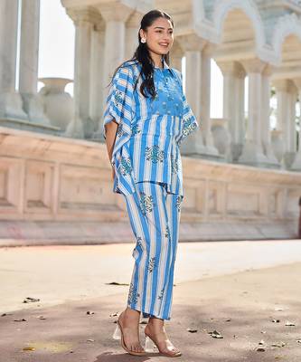 blue zig zag thigh length co-ord set 2