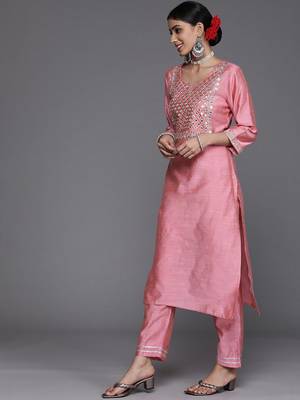 Women Pink Embroidered Mirror Work Kurta with Trouser 4