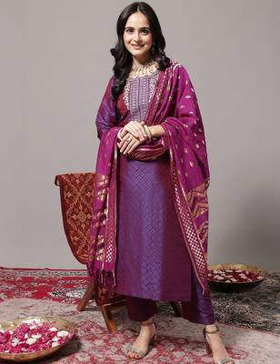 Women Zari Embroidered Yoke Geometric Jacquard Kurta with Trouser & Dupatta 1
