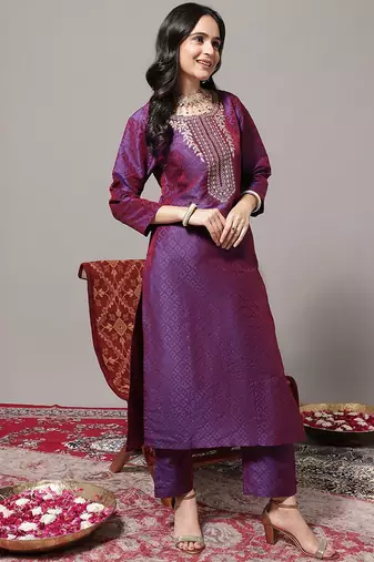 Women Zari Embroidered Yoke Geometric Jacquard Kurta with Trouser & Dupatta