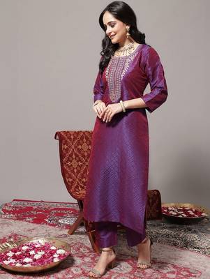 Women Zari Embroidered Yoke Geometric Jacquard Kurta with Trouser & Dupatta 5