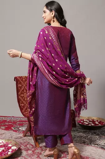 Women Zari Embroidered Yoke Geometric Jacquard Kurta with Trouser & Dupatta