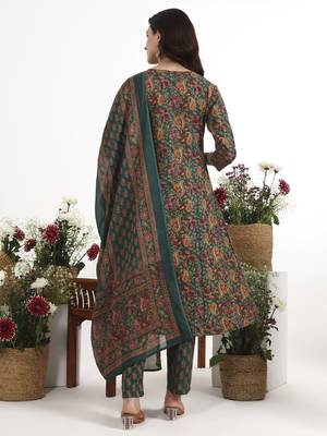 green cotton flared kurta pant dupatta set 3