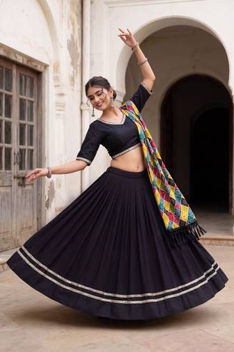 Designer Navratri Lehenga Choli for Women