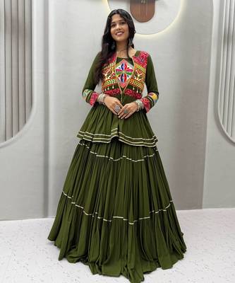 Mahendi Green Color Heavy gamthi work Cotton Navratri Lahenga Choli Set 1