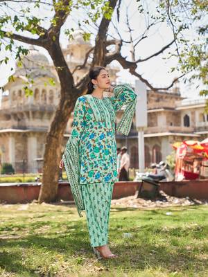 Yufta sea green floral sequins work a-line kurta salwar dupatta set 2