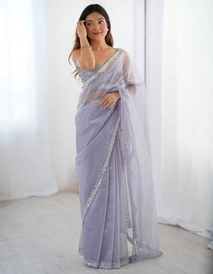 Lilac net embellished saree with unstitched blouse piece. 2