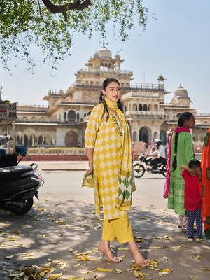 yellow floral straight thared work kurta trouser dupatta set 2