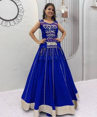 Blue Color lampi bordar & ribbon work Cotton Navratri Lahenga Choli 1