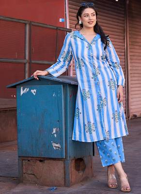 Yufta blue floral print a-line design this kurta trouser set 1