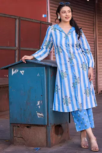 Yufta blue floral print a-line design this kurta trouser set