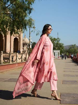 pink zig zag floral print a-line design this kurta trouser dupatta set 2