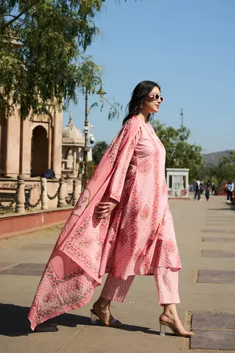 pink zig zag floral print a-line design this kurta trouser dupatta set