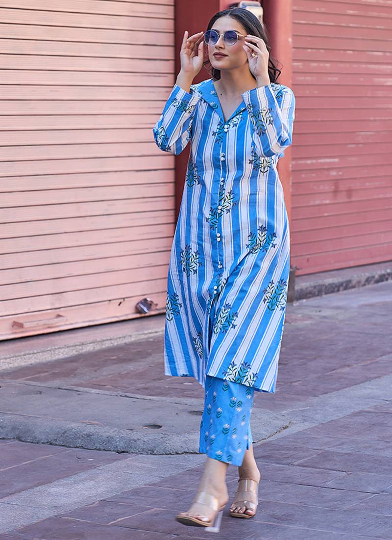 Yufta blue floral print a-line design this kurta trouser set