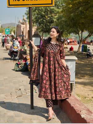 black cotton kalidaar style kurta pant dupatta set 5