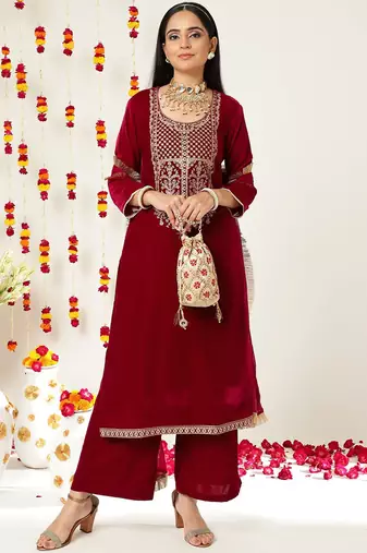 Women Ethnic Motifs Yoke Design Zari Work Velvet Kurta & Trousers With Dupatta
