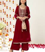 Women Ethnic Motifs Yoke Design Zari Work Velvet Kurta & Trousers With Dupatta