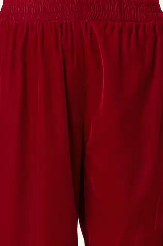 Women Ethnic Motifs Yoke Design Zari Work Velvet Kurta & Trousers With Dupatta