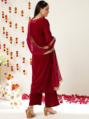 Women Ethnic Motifs Yoke Design Zari Work Velvet Kurta & Trousers With Dupatta 6