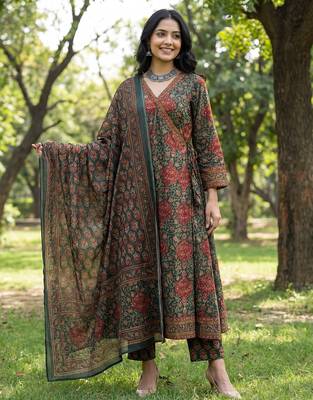 green floral print a-line angrakha kurta trouser dupatta set 1