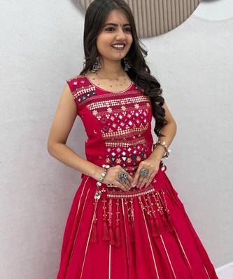 Red lampi bordar & ribbon work Cotton Navratri Lahenga Choli 2