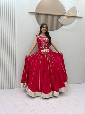 Red lampi bordar & ribbon work Cotton Navratri Lahenga Choli 3