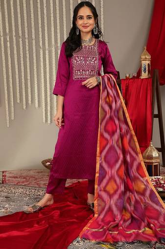 Ethnic Motifs Woven Design Regular Zari Work Kurta With Trousers & Dupatta