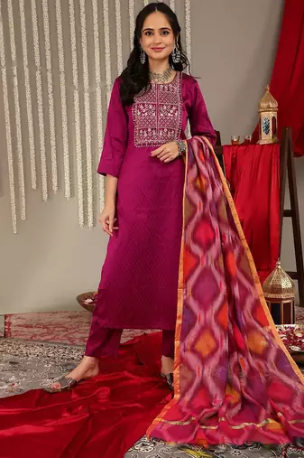 Ethnic Motifs Woven Design Regular Zari Work Kurta With Trousers & Dupatta