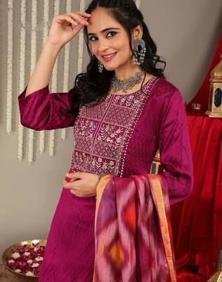 Ethnic Motifs Woven Design Regular Zari Work Kurta With Trousers & Dupatta 2