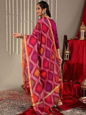 Ethnic Motifs Woven Design Regular Zari Work Kurta With Trousers & Dupatta 5