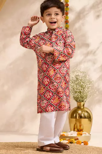 Boys red cotton patola print kurta pyjama set