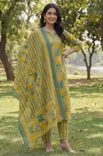 Yufta multi straight floral geometric print kurta trouser dupatta set