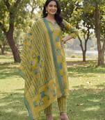 Yufta multi straight floral geometric print kurta trouser dupatta set
