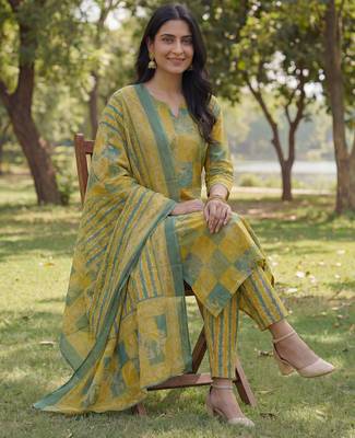 Yufta multi straight floral geometric print kurta trouser dupatta set 5