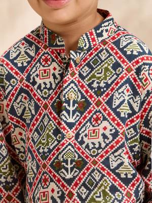Boys blue cotton patola print kurta pyjama set 2