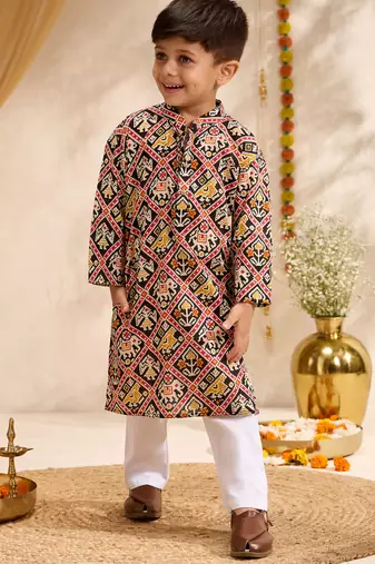 Boys black cotton patola print kurta pyjama set