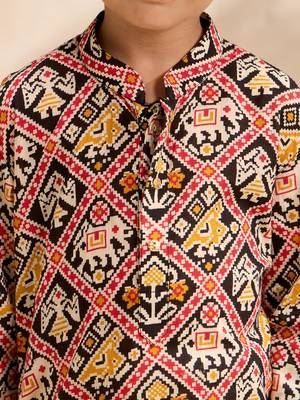 Boys black cotton patola print kurta pyjama set 2