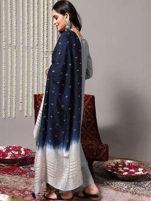 Ethnic Motifs Embroidered Thread work Straight Kurta & Trousers With Dupatta 5