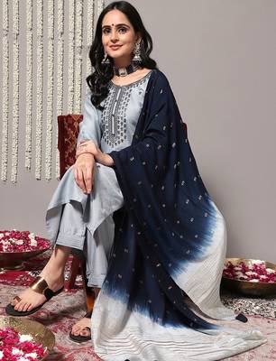 Ethnic Motifs Embroidered Thread work Straight Kurta & Trousers With Dupatta 6
