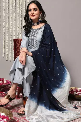 Ethnic Motifs Embroidered Thread work Straight Kurta & Trousers With Dupatta