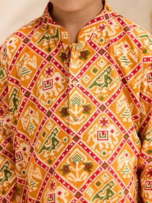 Boys mustard cotton patola print kurta pyjama set 2