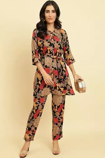 Floral Printed Shirt Collar Fusion Kurta With Trousers