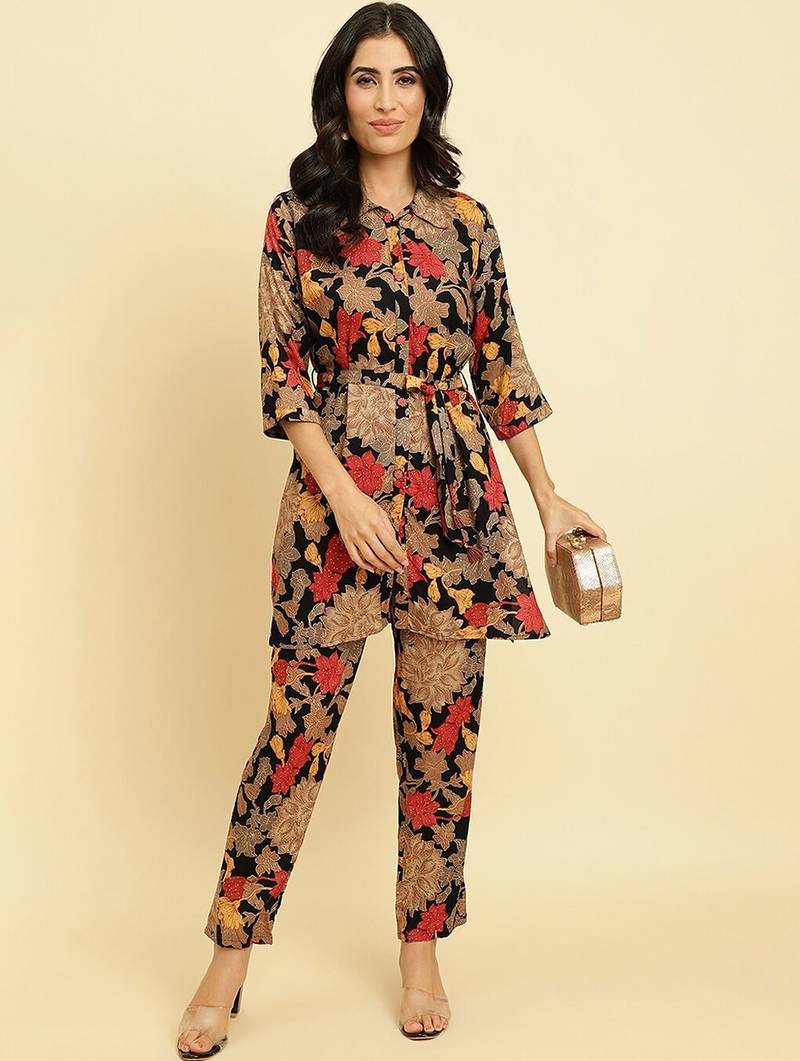 Floral Printed Shirt Collar Fusion Kurta With Trousers